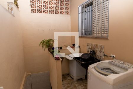 Casa à venda com 180m², 3 quartos e 2 vagasÁrea de Serviço