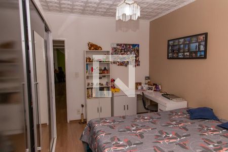 Casa à venda com 180m², 3 quartos e 2 vagasQuarto 2