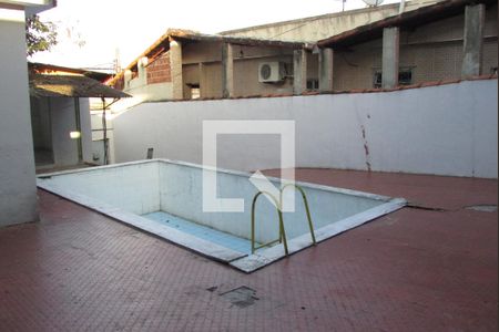 Casa para alugar com 240m², 3 quartos e 6 vagasPiscina