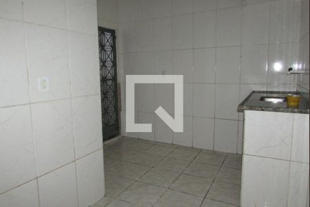 Casa para alugar com 240m², 3 quartos e 6 vagasCozinha