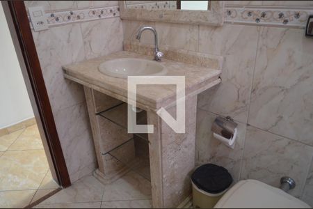 Casa de condomínio para alugar com 100m², 2 quartos e sem vagaBanheiro Social