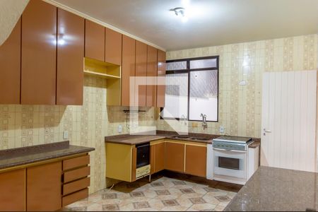 Casa para alugar com 190m², 3 quartos e 3 vagasCozinha