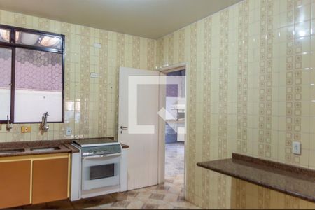 Casa para alugar com 190m², 3 quartos e 3 vagasCozinha