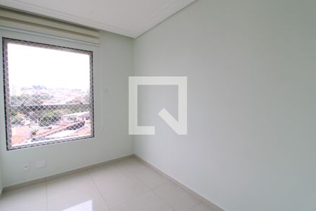 Quarto 2 de apartamento para alugar com 2 quartos, 70m² em Usina Piratininga, São Paulo