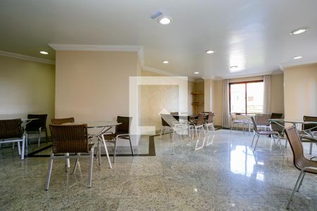 Apartamento à venda com 105m², 3 quartos e 2 vagas Apartamento à venda com 105m², 3 quartos e 2 vagasÁrea comum - Salão de festas