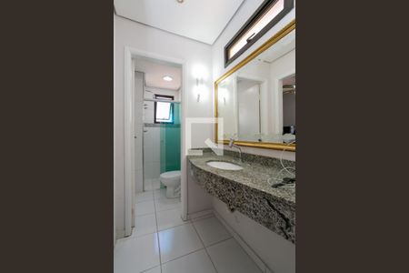 Apartamento à venda com 105m², 3 quartos e 2 vagas Apartamento à venda com 105m², 3 quartos e 2 vagasBanheiro da Suíte 2