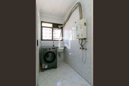 Apartamento à venda com 105m², 3 quartos e 2 vagas Apartamento à venda com 105m², 3 quartos e 2 vagasÁrea de serviço