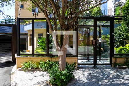 Apartamento à venda com 105m², 3 quartos e 2 vagas Apartamento à venda com 105m², 3 quartos e 2 vagasFachada do condomínio