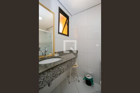 Apartamento à venda com 105m², 3 quartos e 2 vagas Apartamento à venda com 105m², 3 quartos e 2 vagasBanheiro da Suíte 1