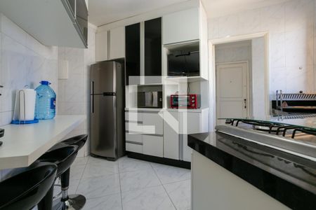 Apartamento à venda com 105m², 3 quartos e 2 vagas Apartamento à venda com 105m², 3 quartos e 2 vagasCozinha