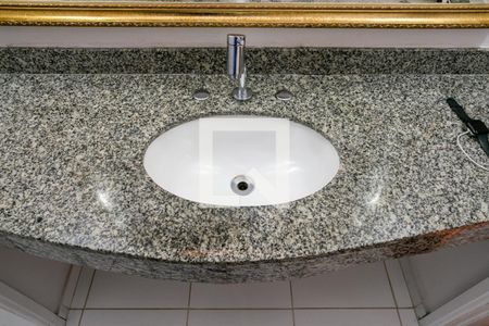 Apartamento à venda com 105m², 3 quartos e 2 vagas Apartamento à venda com 105m², 3 quartos e 2 vagasBanheiro da Suíte 2