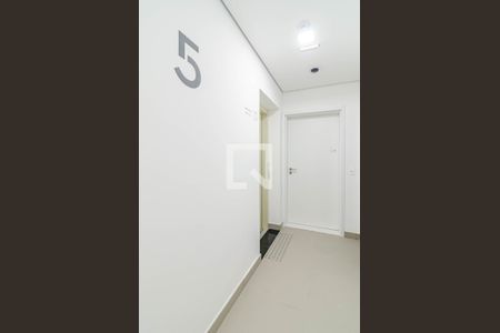 Apartamento à venda com 144m², 3 quartos e 2 vagas Apartamento à venda com 144m², 3 quartos e 2 vagashall do andar