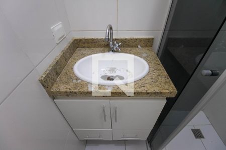 Casa de condomínio à venda com 103m², 2 quartos e 2 vagasBanheiro da Suíte 1