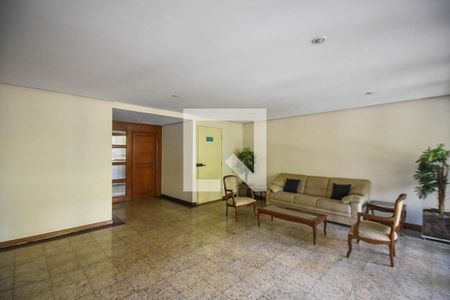 Apartamento à venda com 84m², 3 quartos e 2 vagas Apartamento à venda com 84m², 3 quartos e 2 vagasHall social