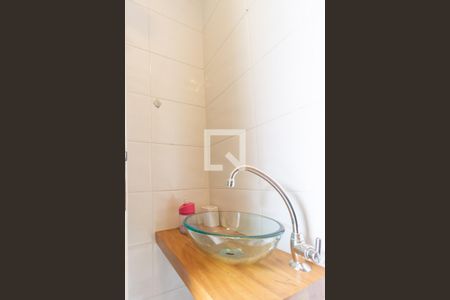 Casa à venda com 130m², 3 quartos e 2 vagasBanheiro de Serviço