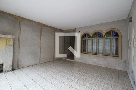 Casa à venda com 198m², 3 quartos e 2 vagasGaragem