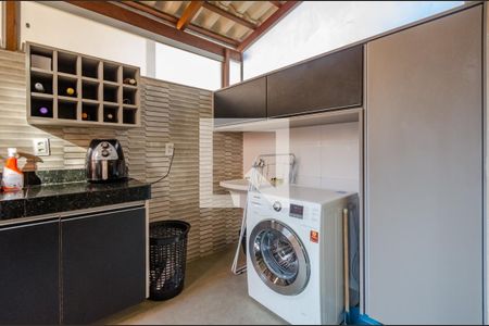 Apartamento à venda com 130m², 3 quartos e 1 vaga Apartamento à venda com 130m², 3 quartos e 1 vagaÁrea de Serviço