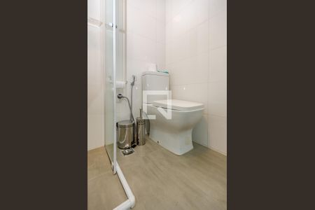 Apartamento à venda com 130m², 3 quartos e 1 vaga Apartamento à venda com 130m², 3 quartos e 1 vagaBanheiro Social
