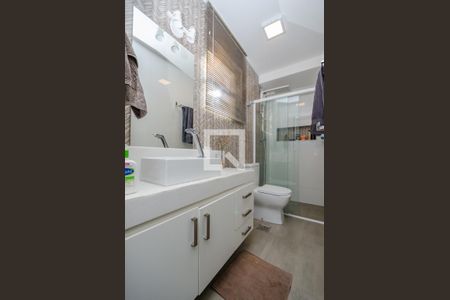 Apartamento à venda com 130m², 3 quartos e 1 vaga Apartamento à venda com 130m², 3 quartos e 1 vagaBanheiro da Suíte