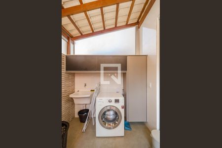 Apartamento à venda com 130m², 3 quartos e 1 vaga Apartamento à venda com 130m², 3 quartos e 1 vagaÁrea de Serviço