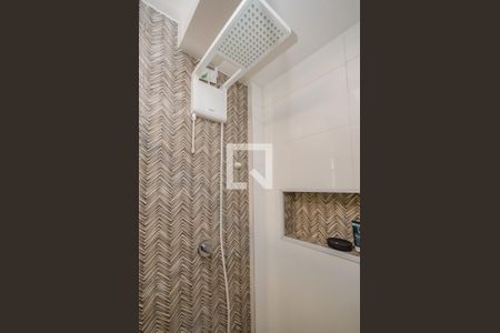 Apartamento à venda com 130m², 3 quartos e 1 vaga Apartamento à venda com 130m², 3 quartos e 1 vagaBanheiro da Suíte