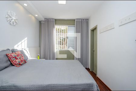 Apartamento à venda com 130m², 3 quartos e 1 vaga Apartamento à venda com 130m², 3 quartos e 1 vagaSuíte