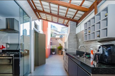 Apartamento à venda com 130m², 3 quartos e 1 vaga Apartamento à venda com 130m², 3 quartos e 1 vagaVaranda