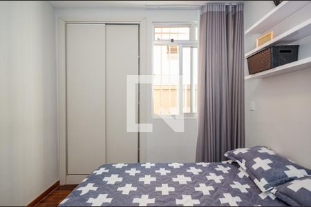 Apartamento à venda com 130m², 3 quartos e 1 vaga Apartamento à venda com 130m², 3 quartos e 1 vagaQuarto 2