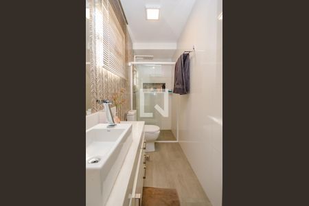 Apartamento à venda com 130m², 3 quartos e 1 vaga Apartamento à venda com 130m², 3 quartos e 1 vagaBanheiro da Suíte