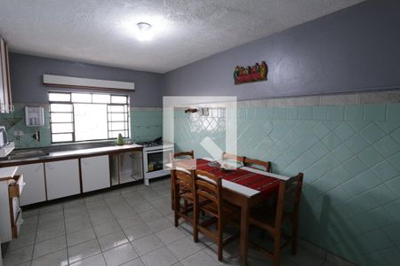 Casa à venda com 180m², 2 quartos e 5 vagasCozinha