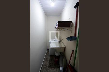 Casa à venda com 180m², 2 quartos e 5 vagasÁrea de Serviço