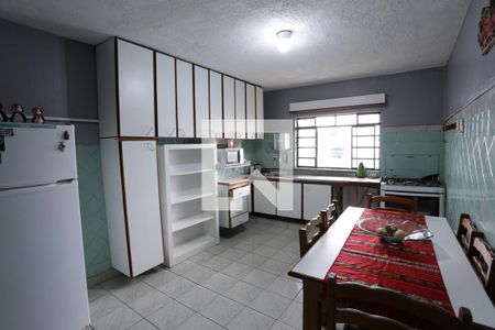 Casa à venda com 180m², 2 quartos e 5 vagasCozinha