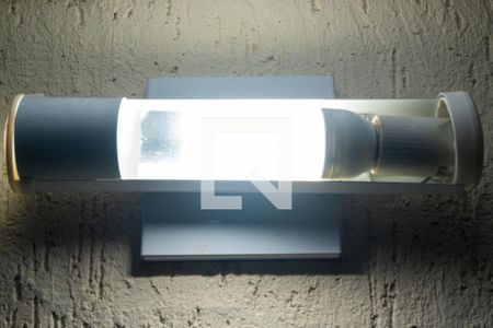 Casa à venda com 75m², 2 quartos e 2 vagas Casa à venda com 75m², 2 quartos e 2 vagasEscritório