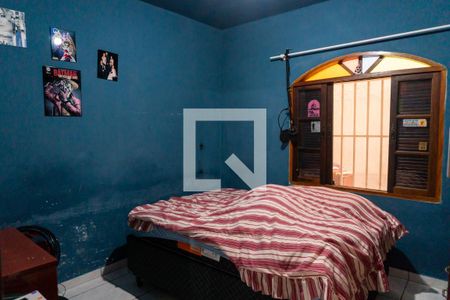 Casa à venda com 75m², 2 quartos e 2 vagas Casa à venda com 75m², 2 quartos e 2 vagasQuarto