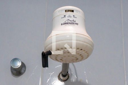 Casa à venda com 75m², 2 quartos e 2 vagas Casa à venda com 75m², 2 quartos e 2 vagasBanheiro Detalhe