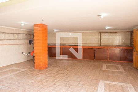 Casa à venda com 280m², 4 quartos e 5 vagas Casa à venda com 280m², 4 quartos e 5 vagasGaragem 2