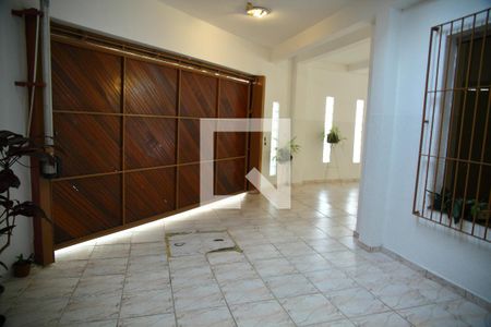 Casa à venda com 243m², 4 quartos e 3 vagasGaragem