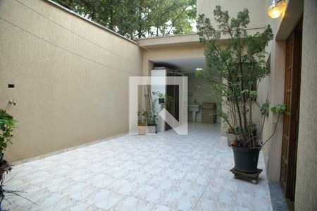 Casa à venda com 243m², 4 quartos e 3 vagasQuintal