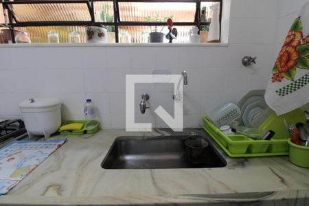 Casa à venda com 115m², 3 quartos e 2 vagasPia da cozinha