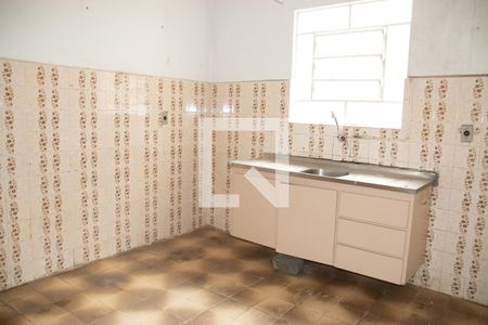 Casa à venda com 360m², 3 quartos e 4 vagas Casa à venda com 360m², 3 quartos e 4 vagasCozinha 2