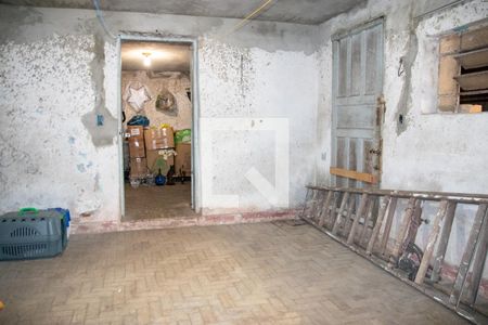 Casa à venda com 360m², 3 quartos e 4 vagas Casa à venda com 360m², 3 quartos e 4 vagasQuarto de Serviço