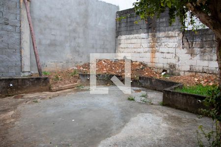 Casa à venda com 360m², 3 quartos e 4 vagas Casa à venda com 360m², 3 quartos e 4 vagasQuintal