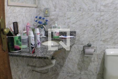 Casa à venda com 320m², 3 quartos e 1 vagaBanheiro 1