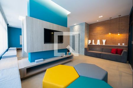 Apartamento à venda com 57m², 2 quartos e sem vagaÁrea comum