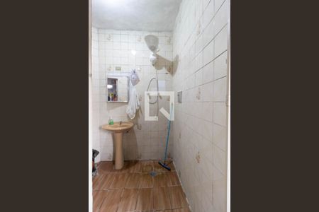 Casa à venda com 102m², 4 quartos e 1 vaga Casa à venda com 102m², 4 quartos e 1 vagaBanheiro