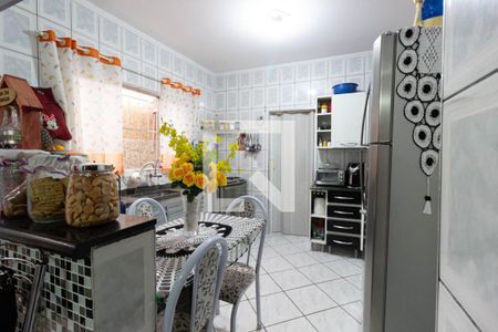 Casa à venda com 102m², 4 quartos e 1 vaga Casa à venda com 102m², 4 quartos e 1 vagaCozinha 1