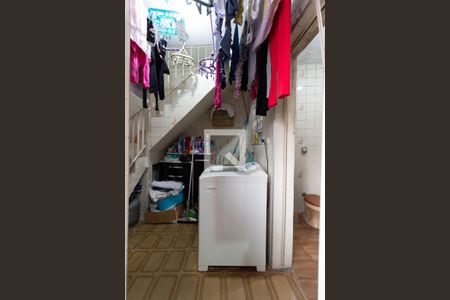 Casa à venda com 102m², 4 quartos e 1 vaga Casa à venda com 102m², 4 quartos e 1 vagaÁrea de serviço