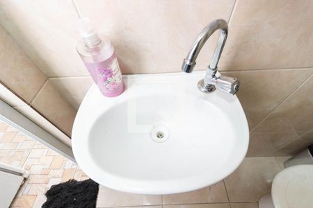 Casa à venda com 102m², 4 quartos e 1 vaga Casa à venda com 102m², 4 quartos e 1 vagaBanheiro Terraço