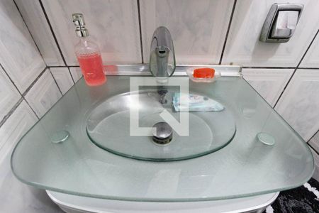 Casa à venda com 102m², 4 quartos e 1 vaga Casa à venda com 102m², 4 quartos e 1 vagaBanheiro Suíte 2