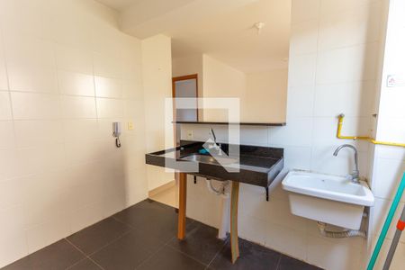 Apartamento à venda com 48m², 2 quartos e 1 vagaCozinha e Área de Serviço